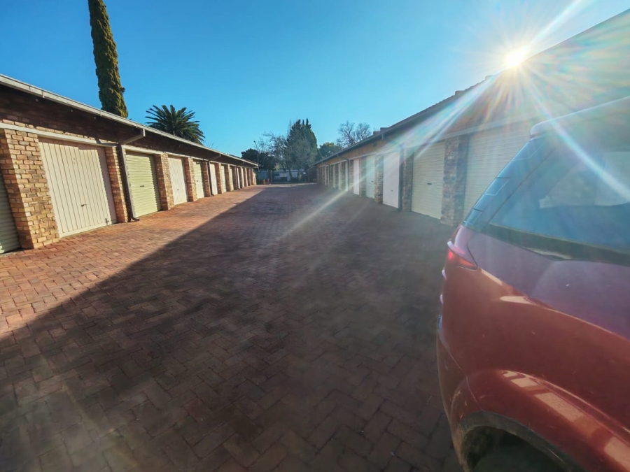 2 Bedroom Property for Sale in Fichardt Park Free State